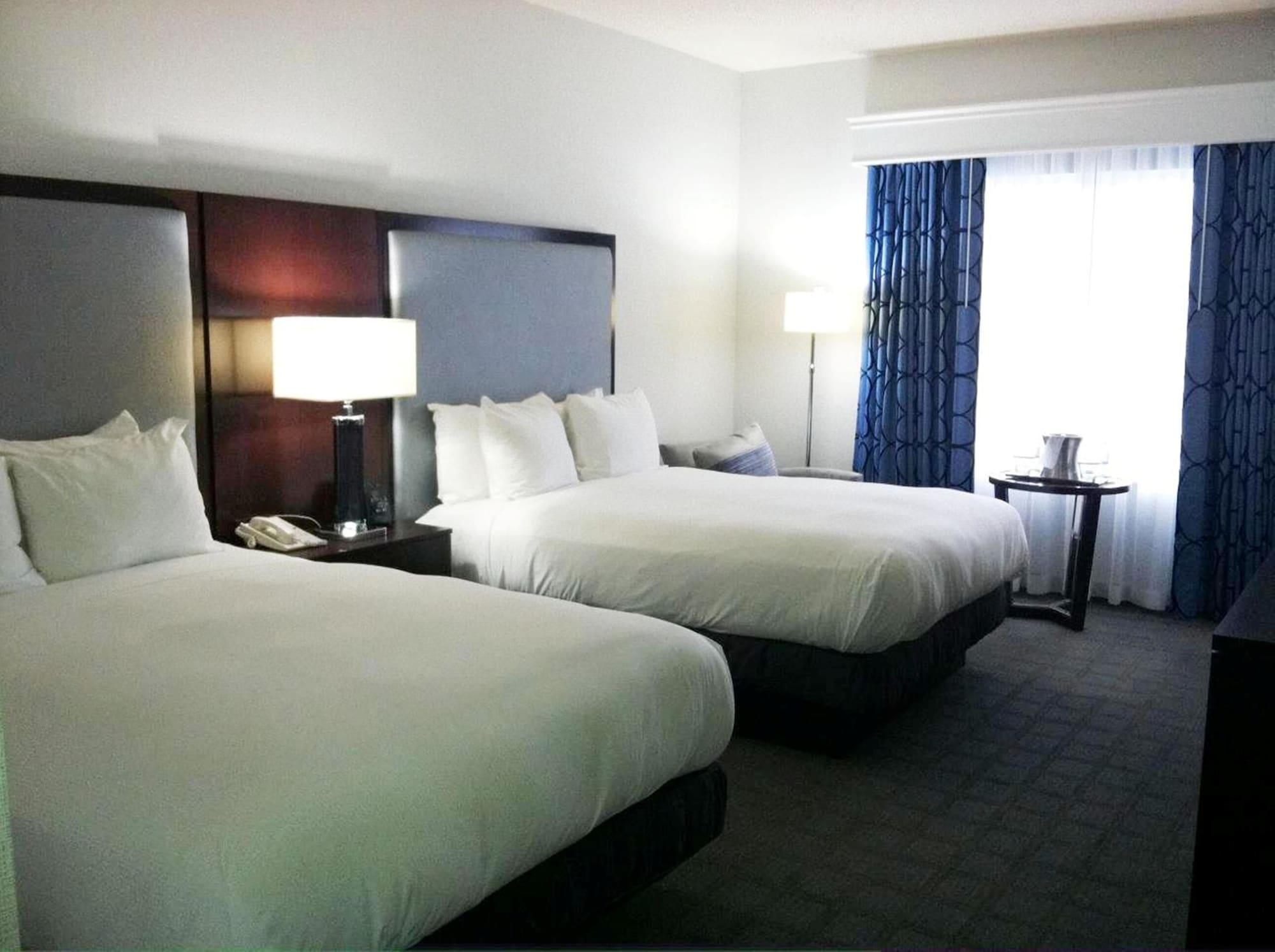 Hilton Scranton & Conference Center Hotel Exterior photo